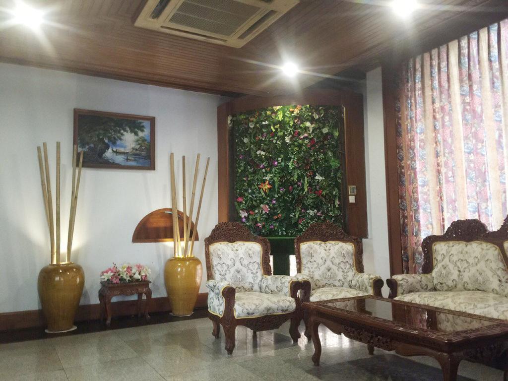 Excel Palace Hotel Yangon Extérieur photo